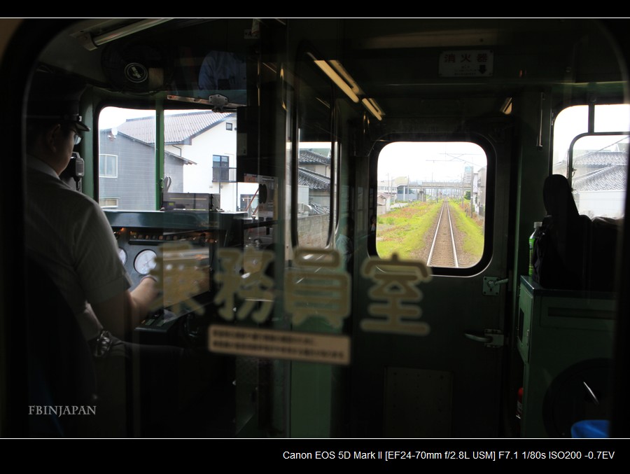 201107-train-view-05-IMG_0884.jpg